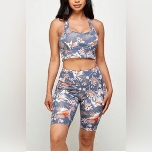 O to S Floral‎ Activewear Set